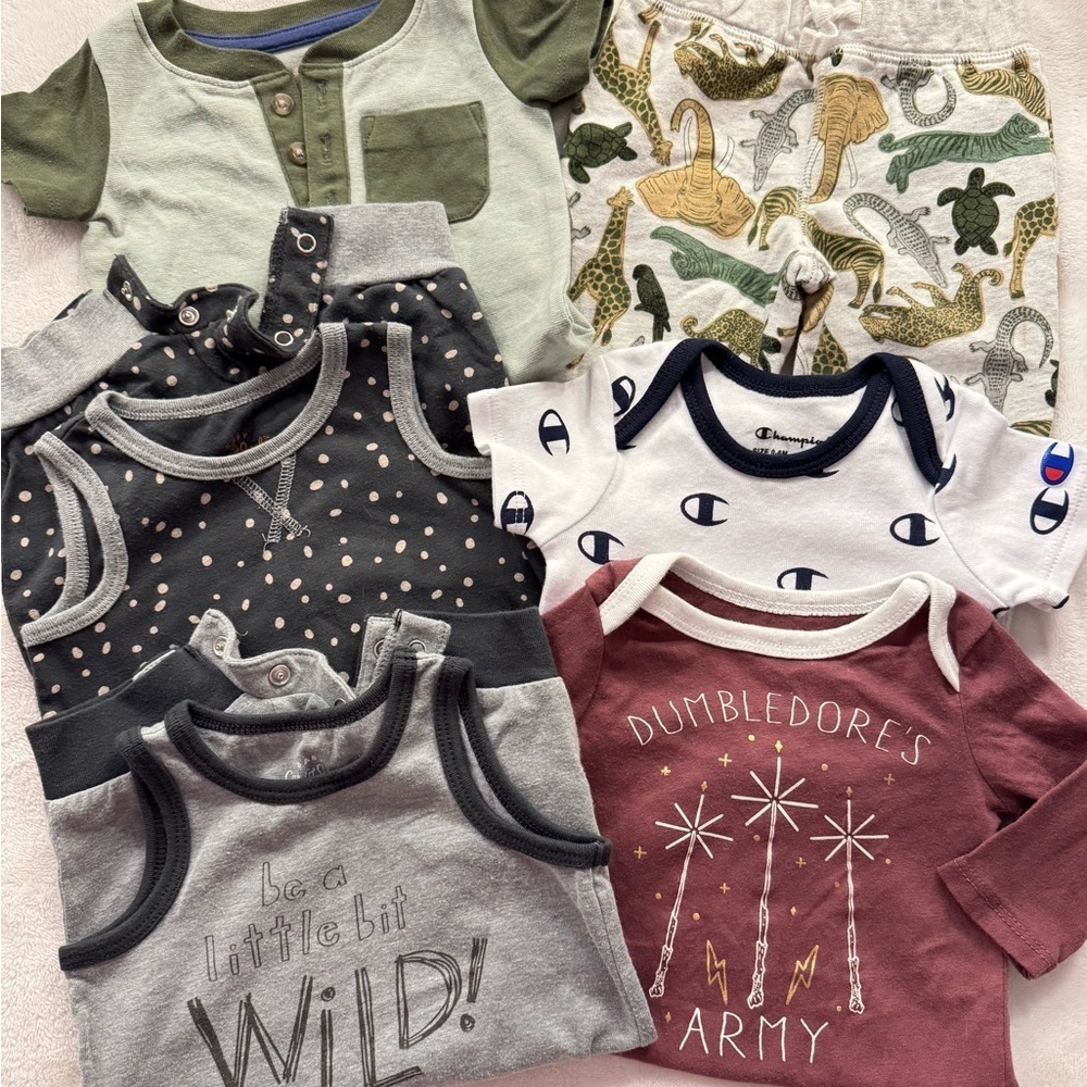 Bundle of Baby Rompers, Onesies and 1 pair of Pants!  0-3 Months  NWOT